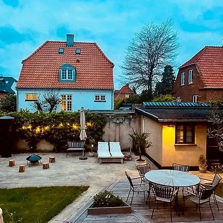 Casa de Férias From 1932 With Garden On Amager Copenhaga